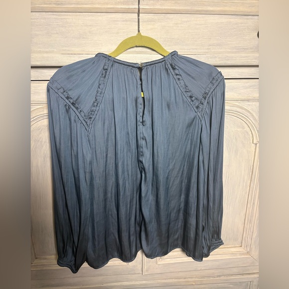 Current Air Slate Blue Ruffle Detail Pleated Satin Blouse Office Stylish Classic - Picture 10 of 11